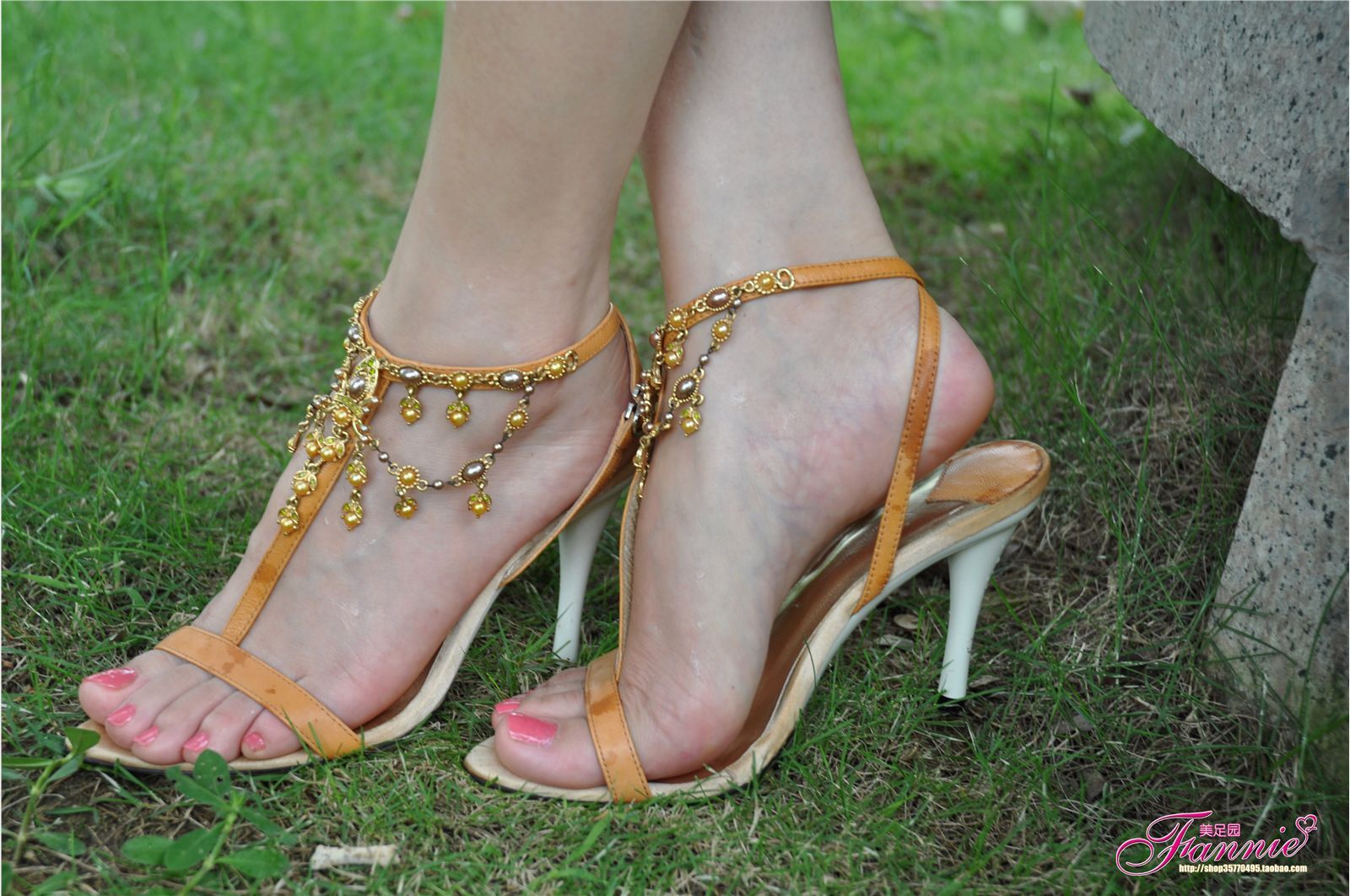 夏日阳光、细雨和微风（4） 芬妮高清丝足